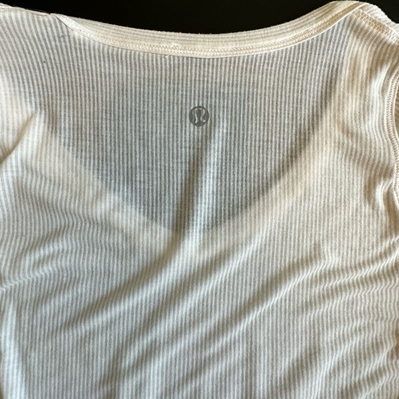 Lululemon Vintage Running Top - Size 2/4 - Picture 4 of 5